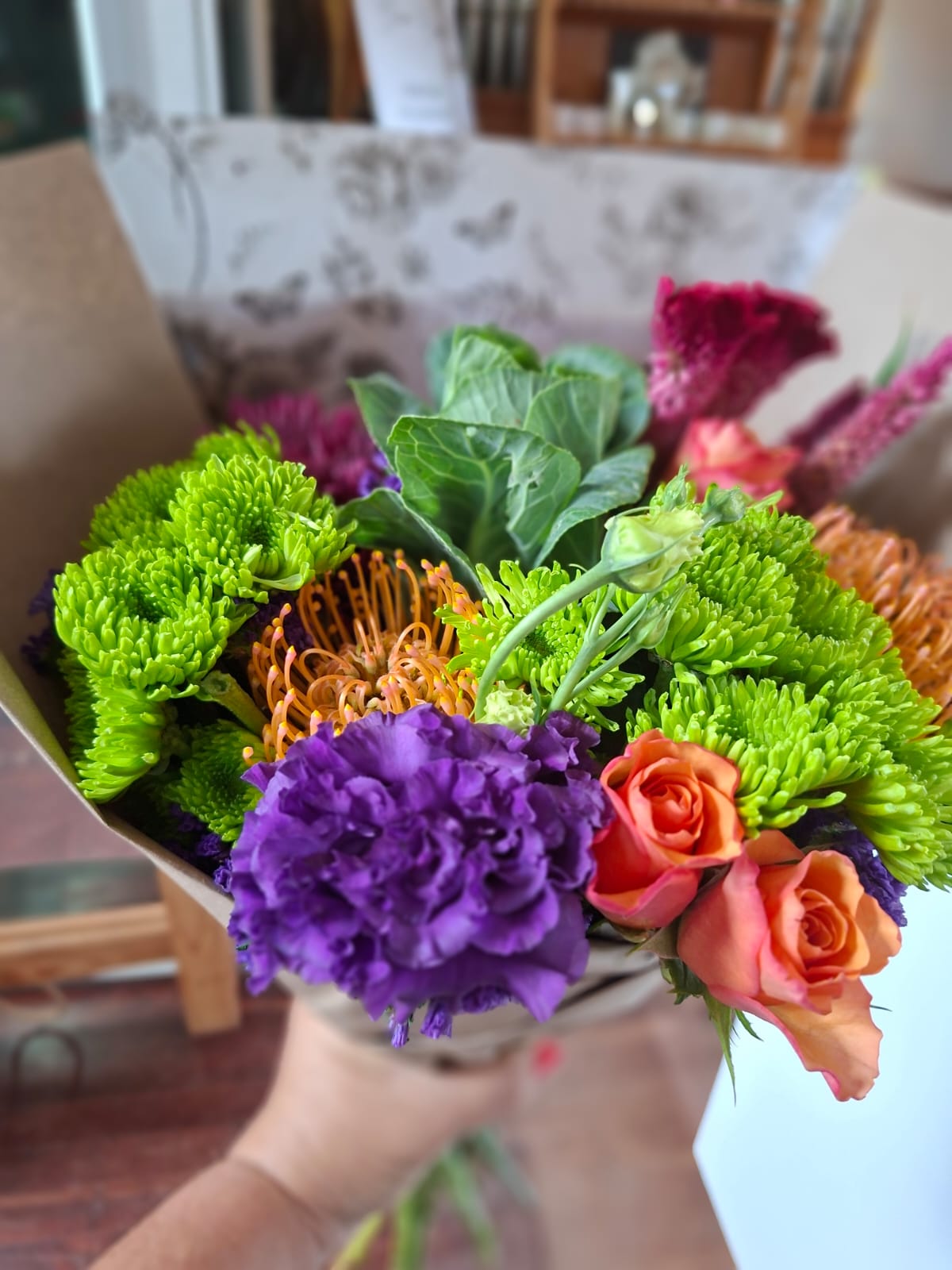 Rose posies
